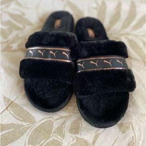 PUMA Women's Black Furry Slides